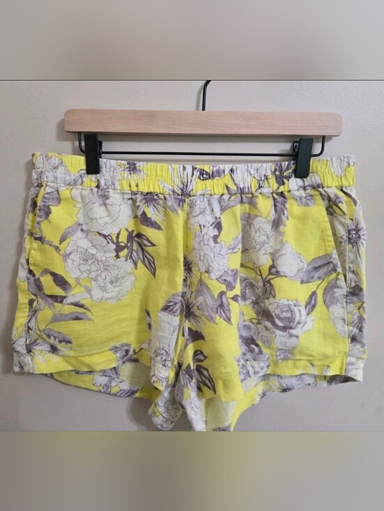 Kut from the Kloth Pants - KUT from the Kloth Linen Shorts Womens Size 12 Floral Yellow Rose Elastic Waist